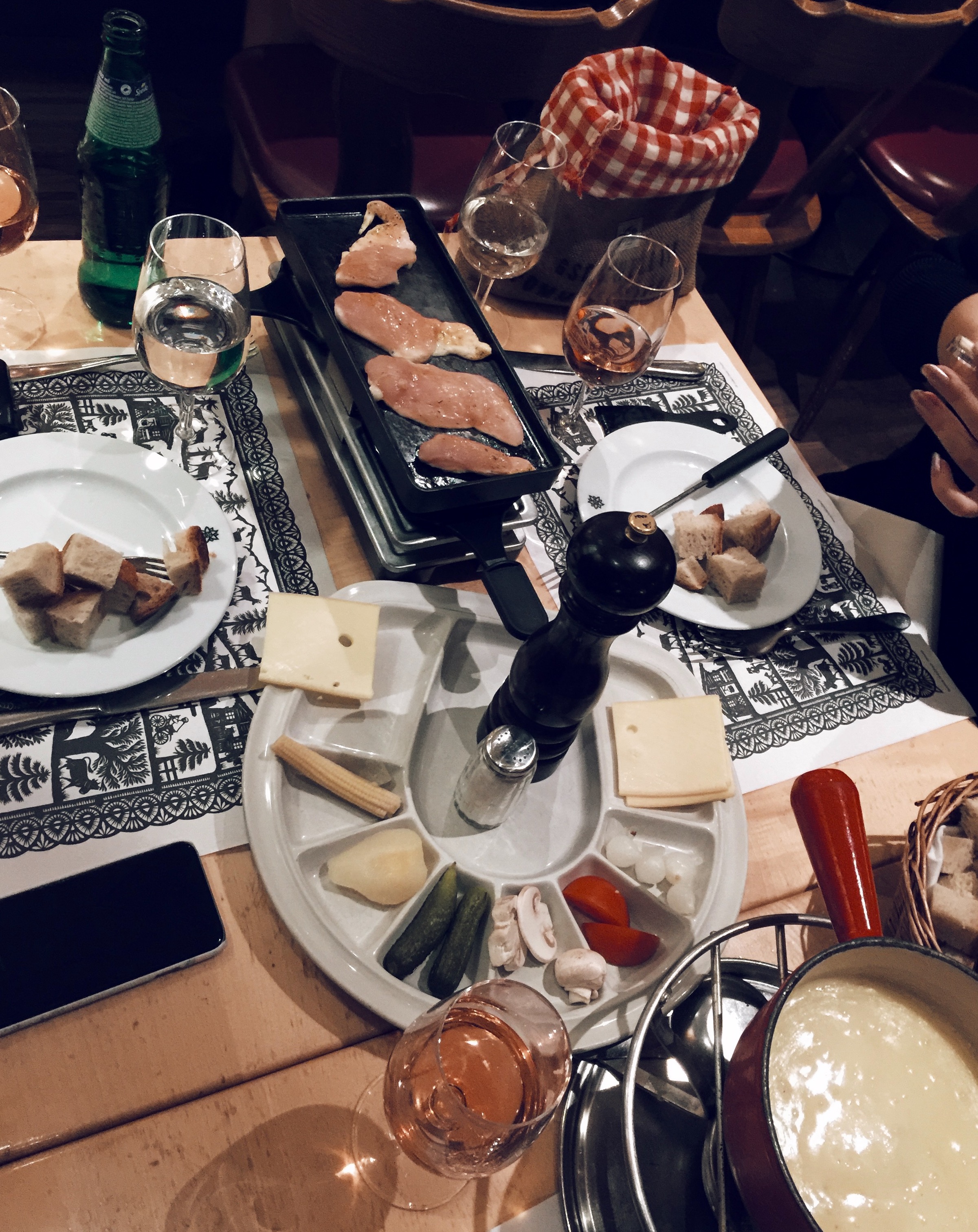 dune-london-cheese-fondue-in-zurich